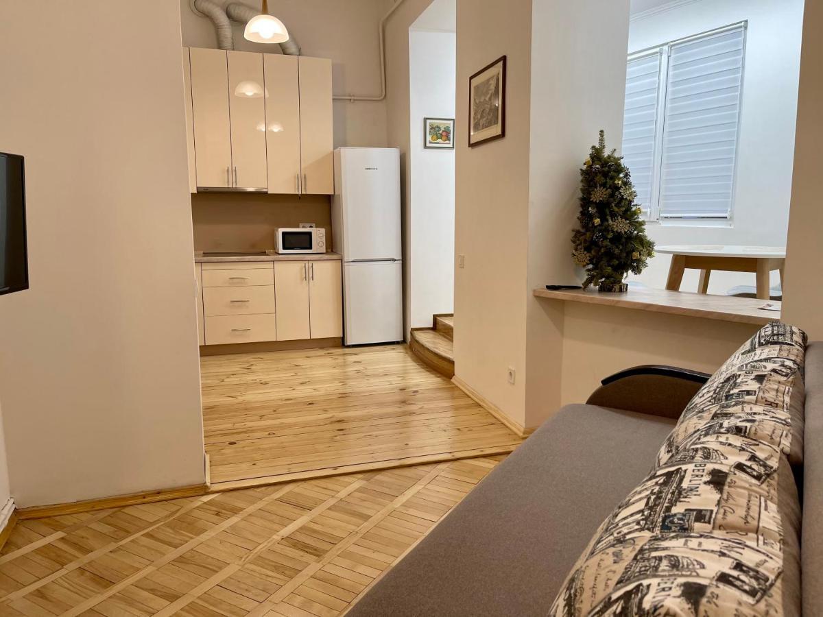 Avangard Kryva Lypa 3 Apart Lviv Ngoại thất bức ảnh