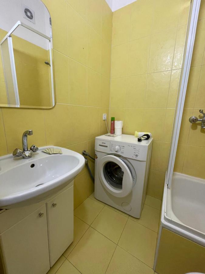 Avangard Kryva Lypa 3 Apart Lviv Ngoại thất bức ảnh