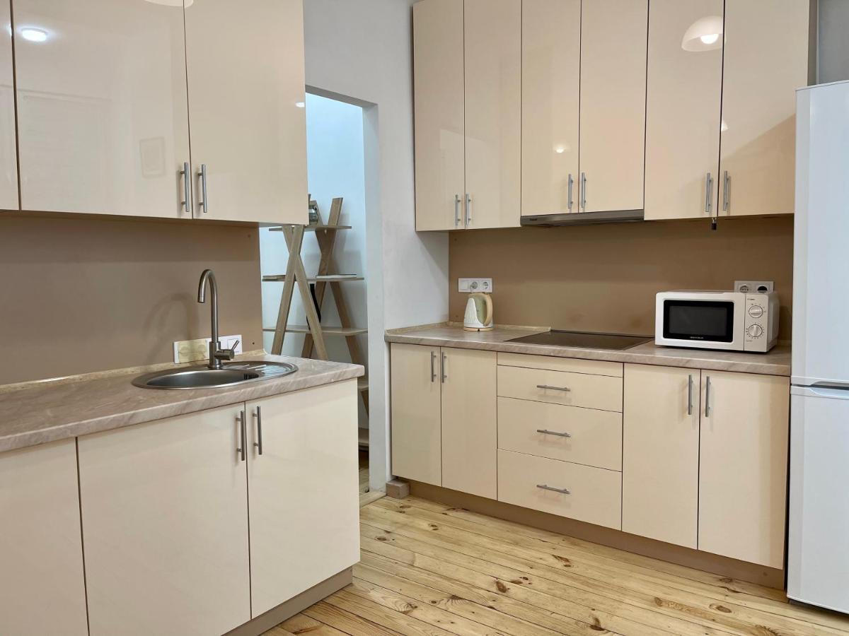 Avangard Kryva Lypa 3 Apart Lviv Ngoại thất bức ảnh